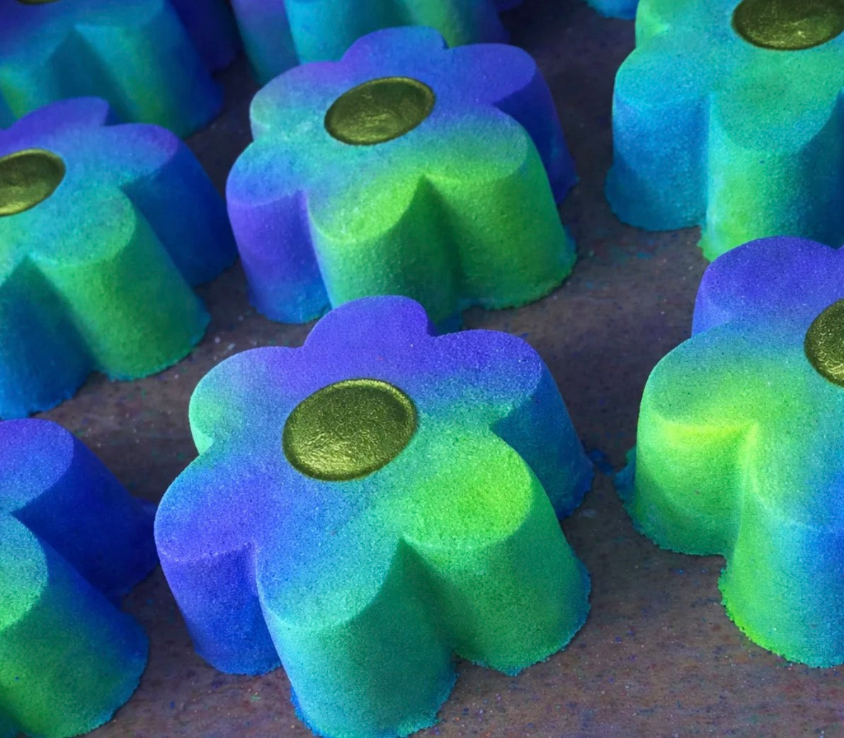 Shaped Bath Bombs (Mini & Large)
